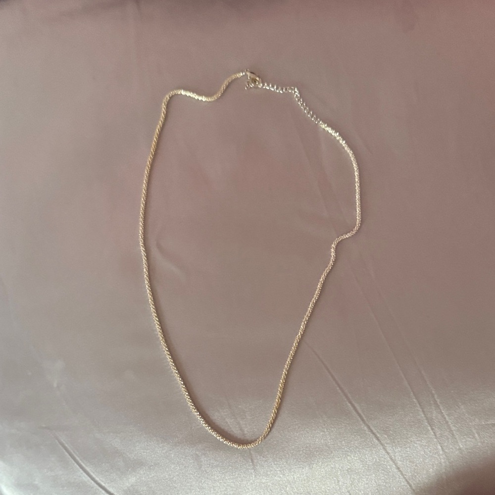SHEIN Silver Chain Necklace - Never Worn, FREE WITH PURCHASE OF 1+ ITEMS 💕